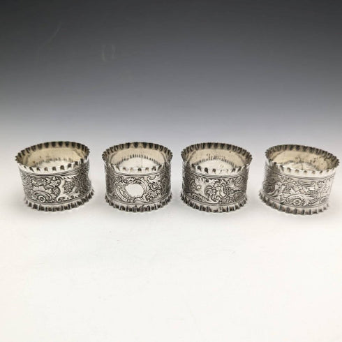 Around 1905 British antique silver plated napkin rings set of 4 in a case